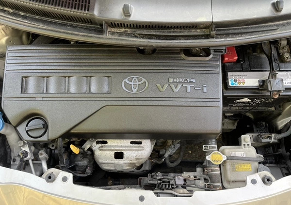 Toyota Yaris cena 21900 przebieg: 135000, rok produkcji 2009 z Racibórz małe 56